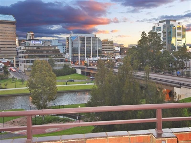 6/7-11 Elizabeth Street, Parramatta NSW 2150