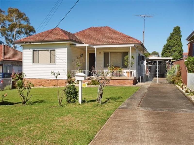 18 ARNETT Street, Pendle Hill NSW 2145