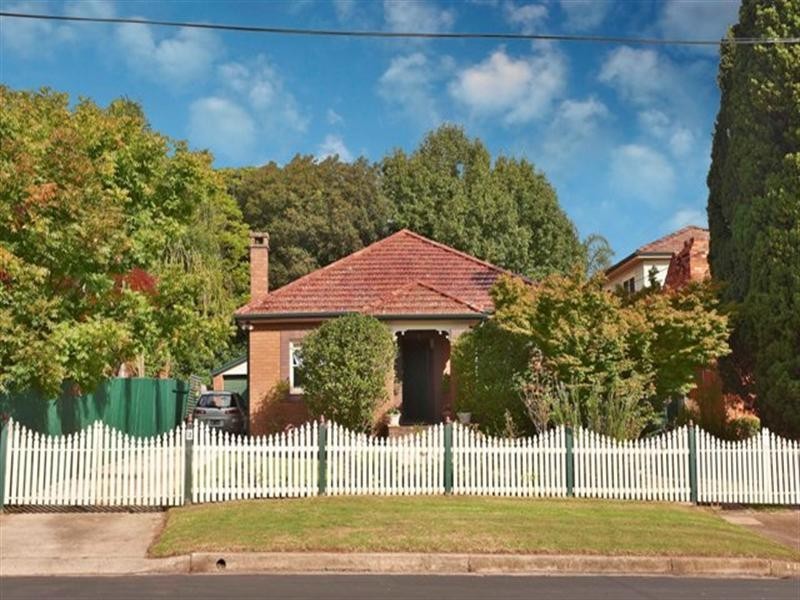 2 Anderson Street, Westmead NSW 2145