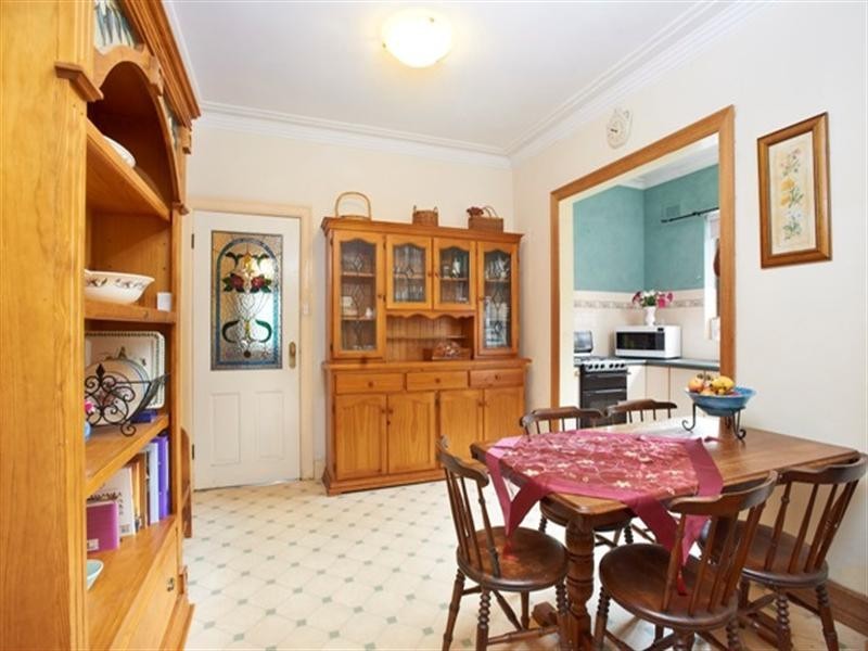 2 Anderson Street, Westmead NSW 2145