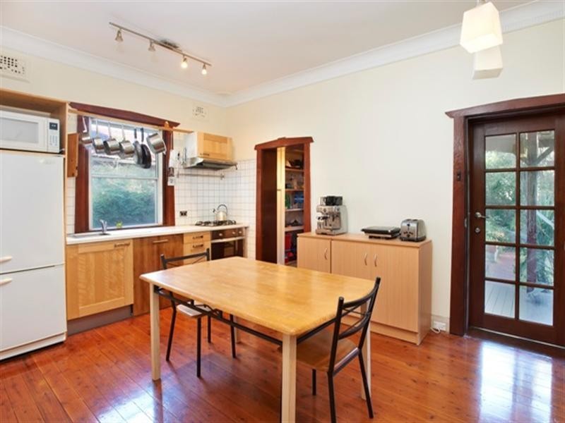 6 Joyner Street, Westmead NSW 2145