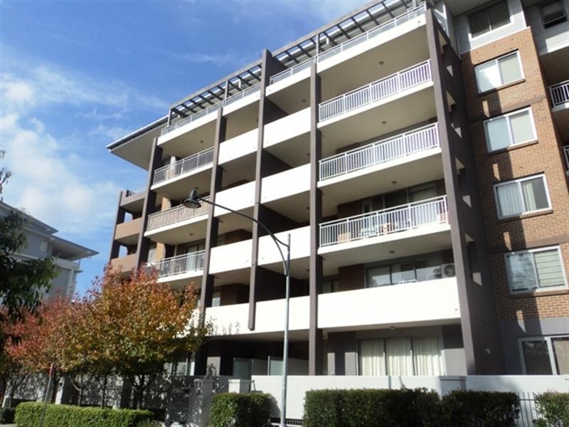 18/4-10 Benedict Court, Holroyd NSW 2142