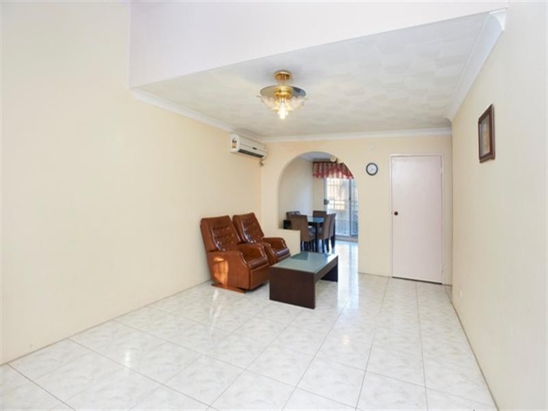 8/11 King Street, Parramatta NSW 2150