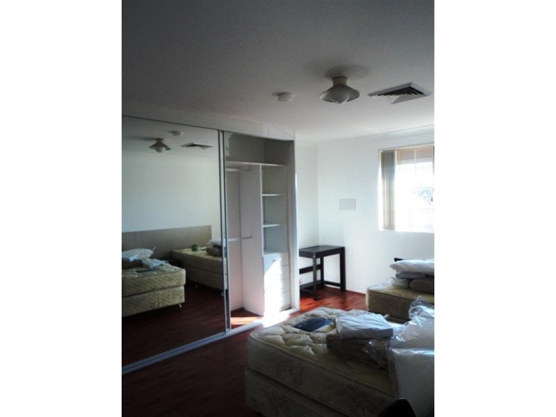 ROOM 3/26 Gore Street, Parramatta NSW 2150