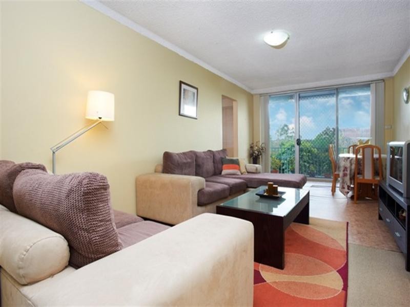 2/23 Ruse Street, Harris Park NSW 2150