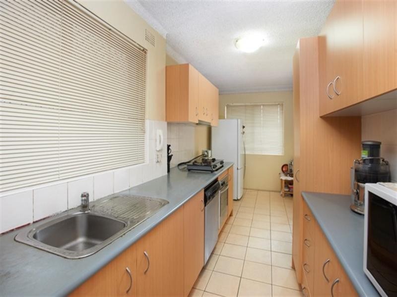 2/23 Ruse Street, Harris Park NSW 2150