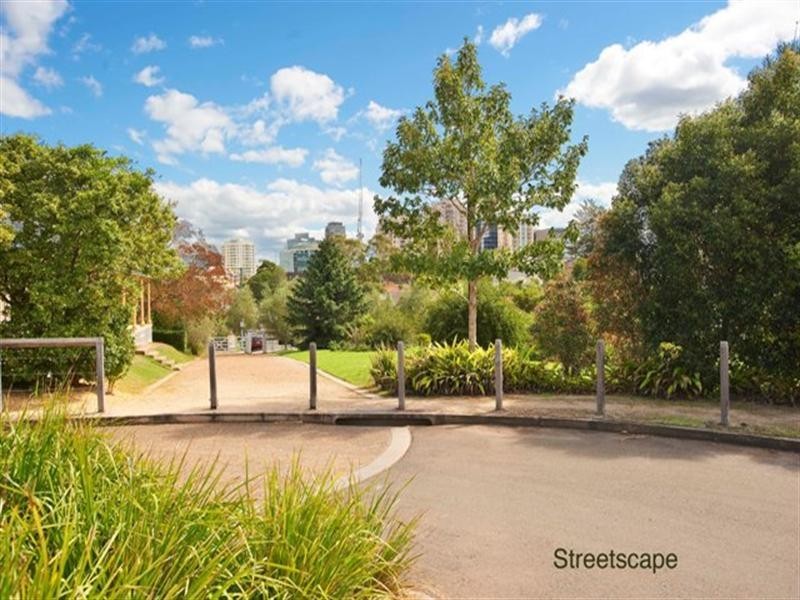 2/23 Ruse Street, Harris Park NSW 2150