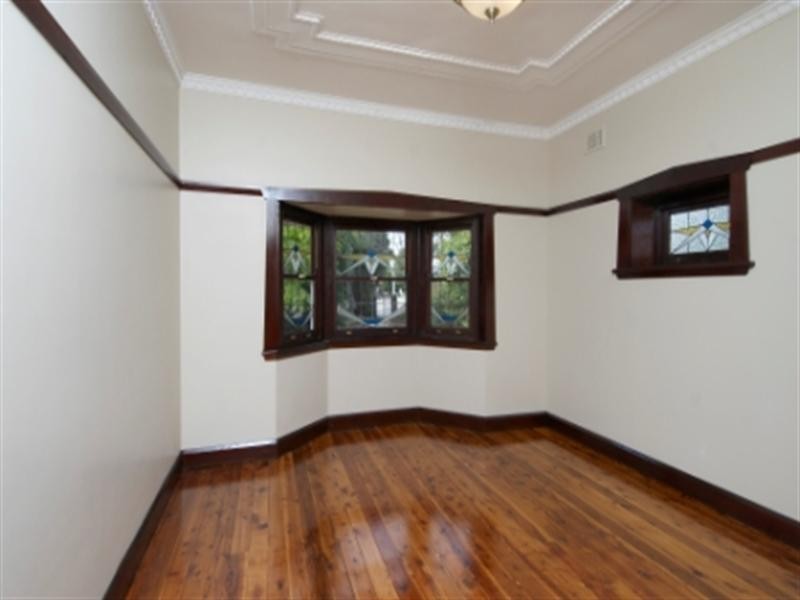 28 Bridge Road, Westmead NSW 2145