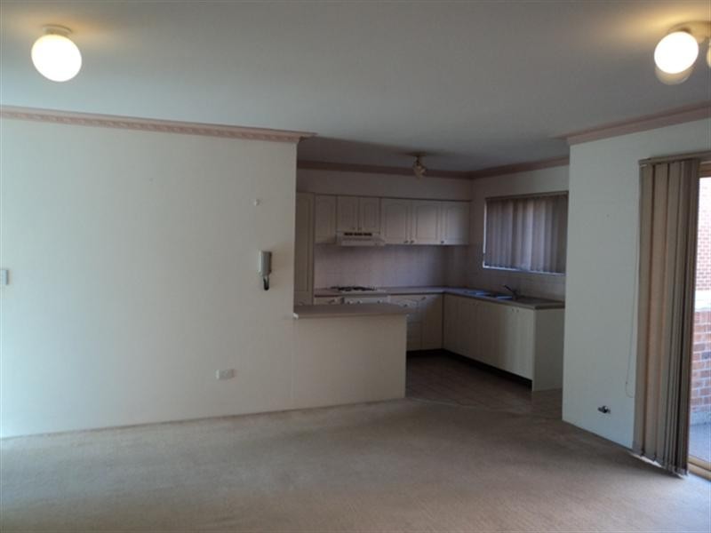 2/44 Ross Street, North Parramatta NSW 2151