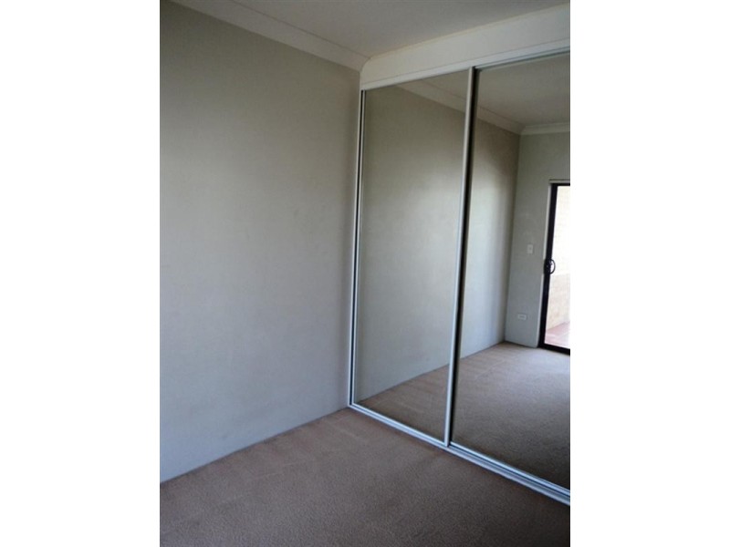 4/1-3 Virginia Street, Rosehill NSW 2142