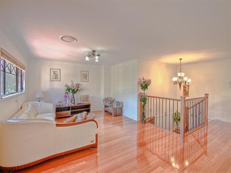 24 Kerrie Road, Oatlands NSW 2117