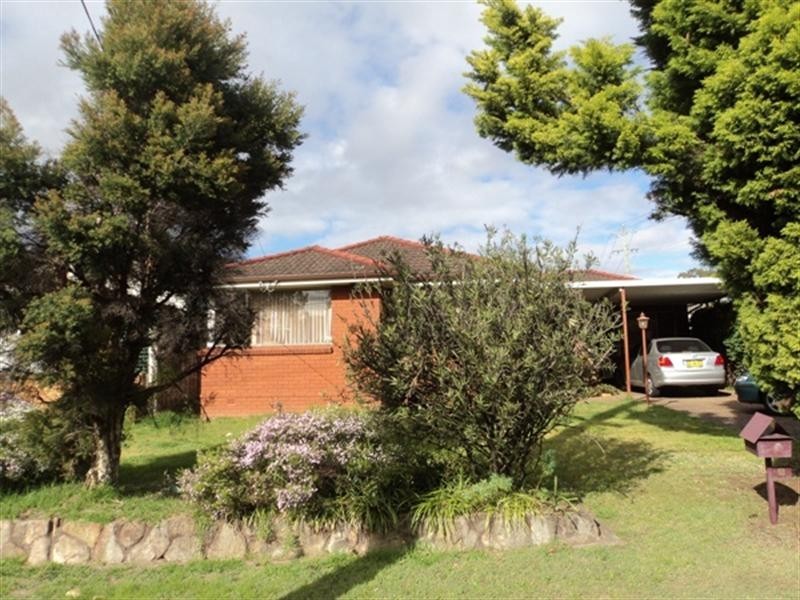 55 Lyle Street, Girraween NSW 2145