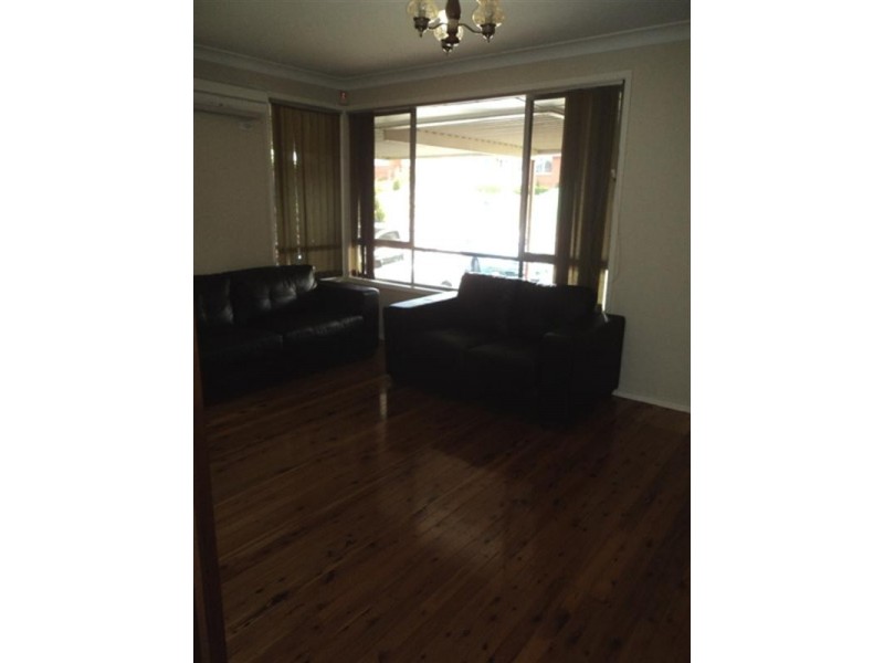 55 Lyle Street, Girraween NSW 2145