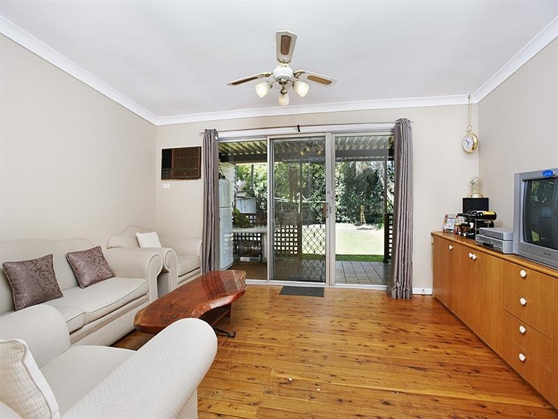 11 Churchill Street, Guildford NSW 2161