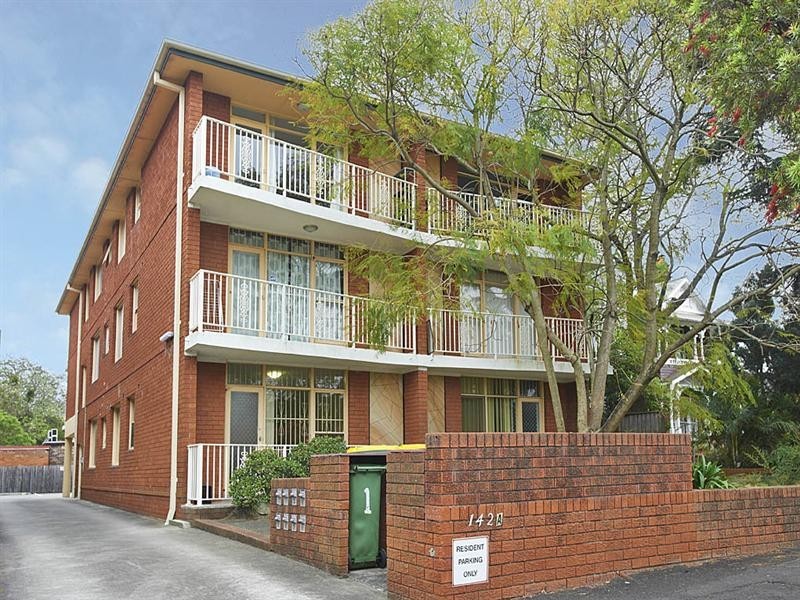2/142A Good Street, Harris Park NSW 2150