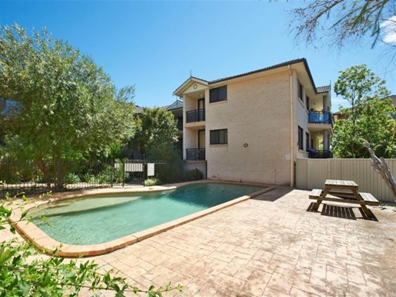 6/37-43 Good Street, Westmead NSW 2145