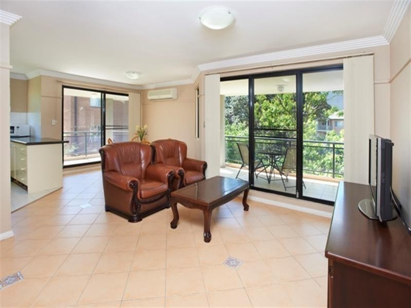 6/37-43 Good Street, Westmead NSW 2145