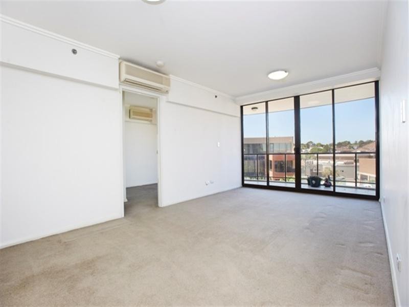 4/13-15 Hassall Street, Parramatta NSW 2150