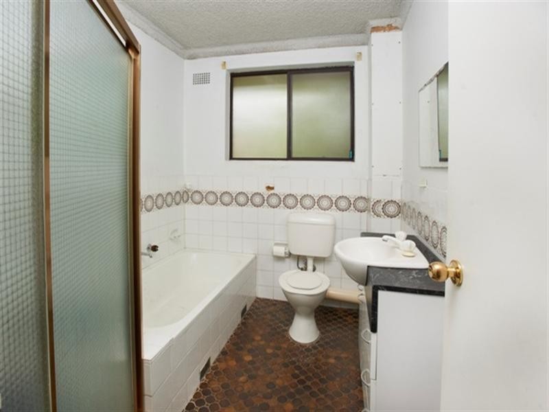 8/4-6 Allen Street, Harris Park NSW 2150