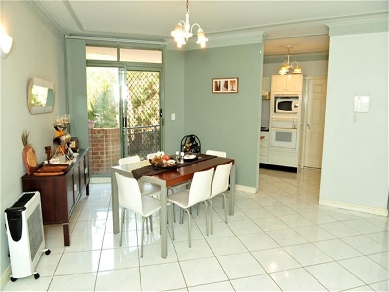 7/22-26 Queens Road, Westmead NSW 2145