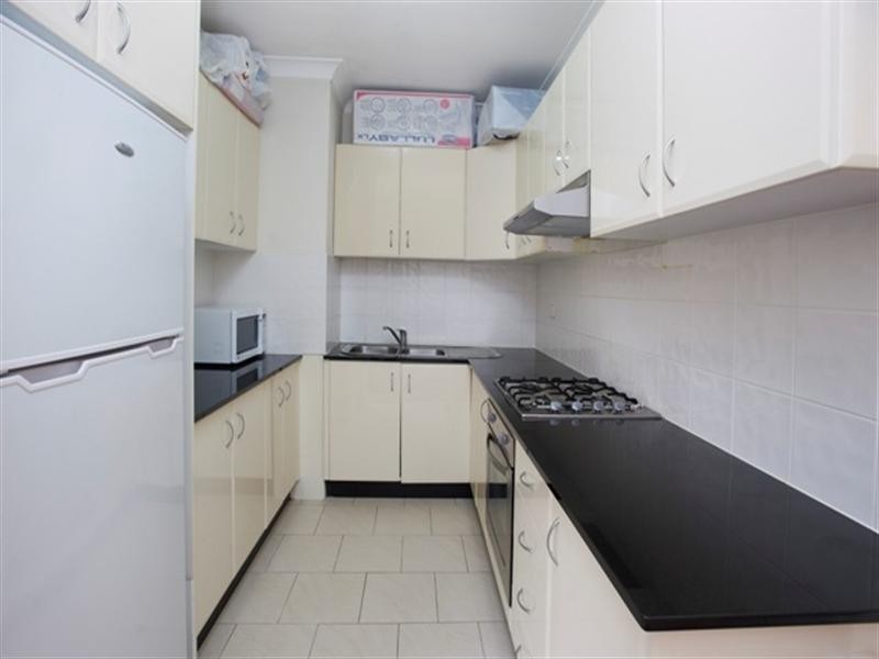 D18/88-98 Marsden Street, Parramatta NSW 2150