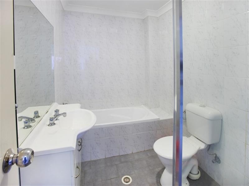 D18/88-98 Marsden Street, Parramatta NSW 2150