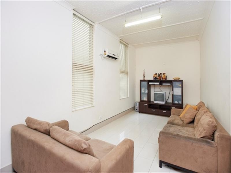 13 Fitzwilliam Road, Old Toongabbie NSW 2146