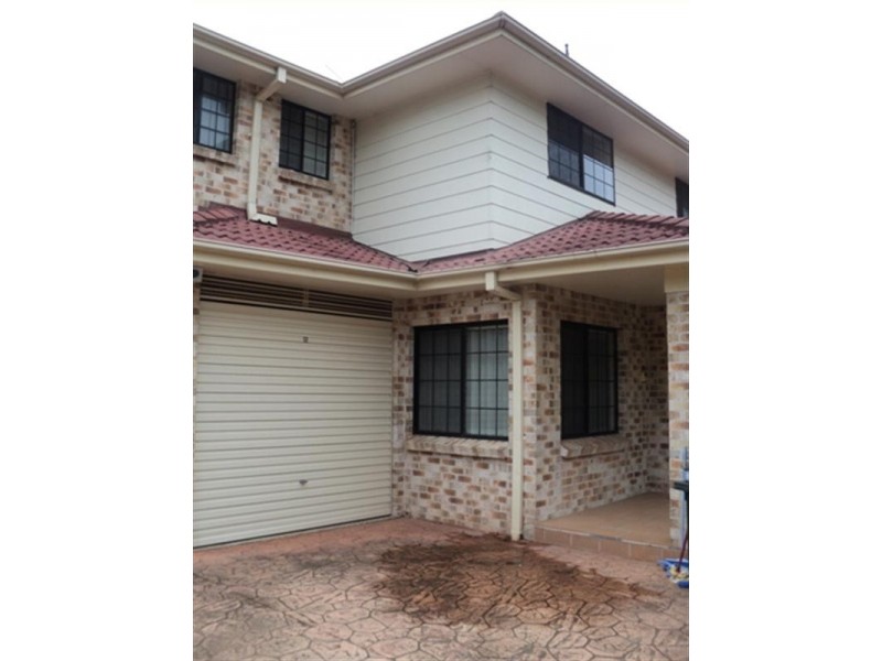 2/11-11A Ellis Street, Merrylands NSW 2160