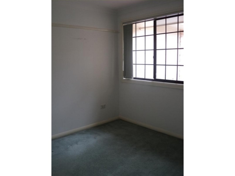 2/11-11A Ellis Street, Merrylands NSW 2160