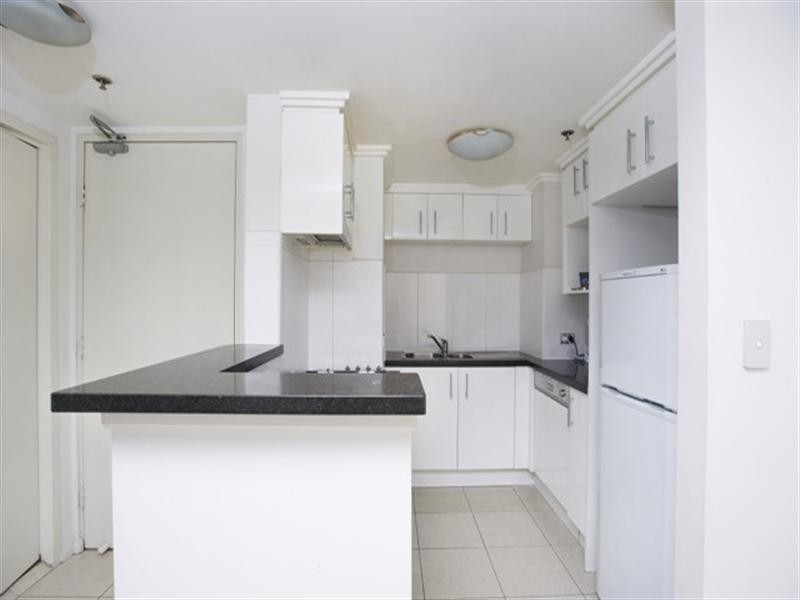 102/13-15 Hassall Street, Parramatta NSW 2150