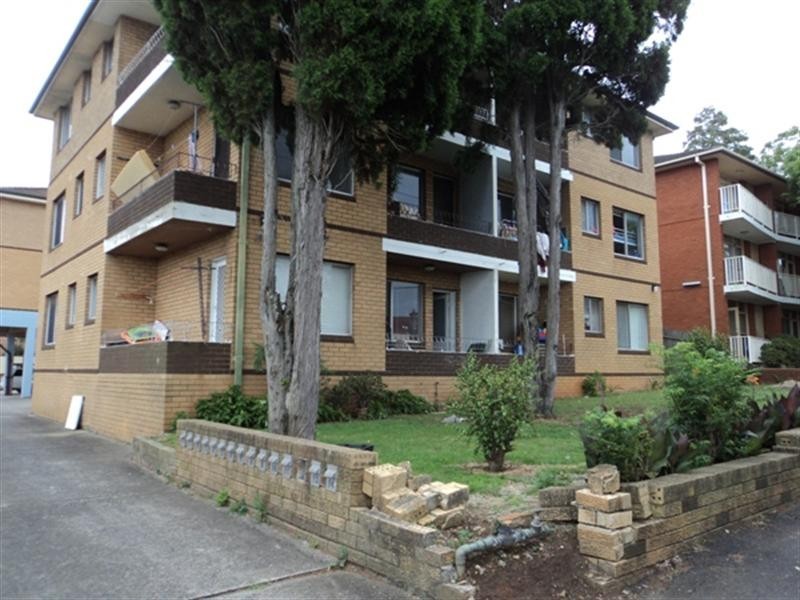 6/142 Good Street, Harris Park NSW 2150