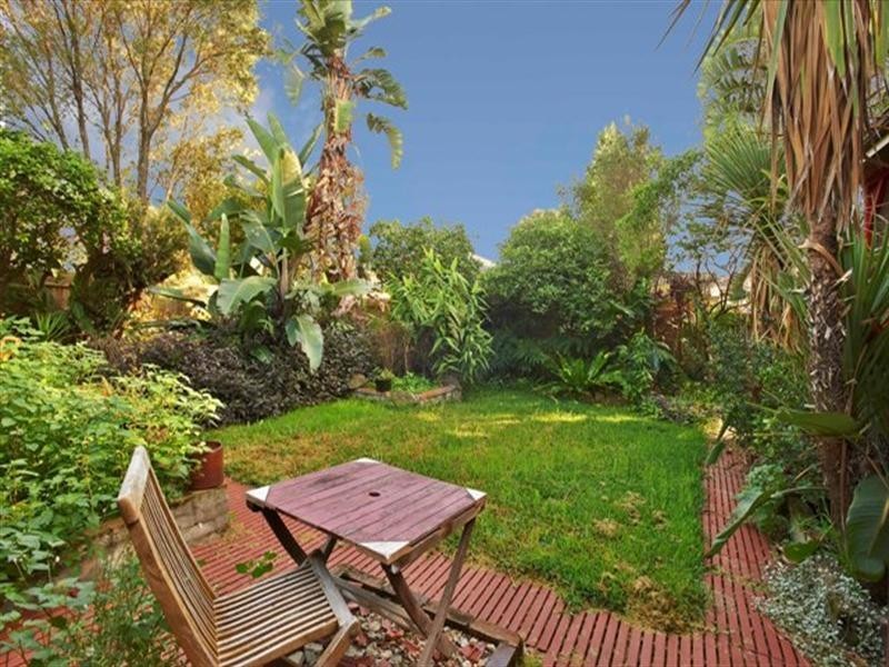 6 Joyner Street, Westmead NSW 2145