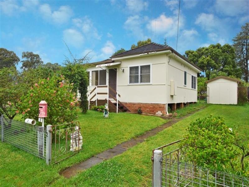 2 Moir Street, Smithfield NSW 2164