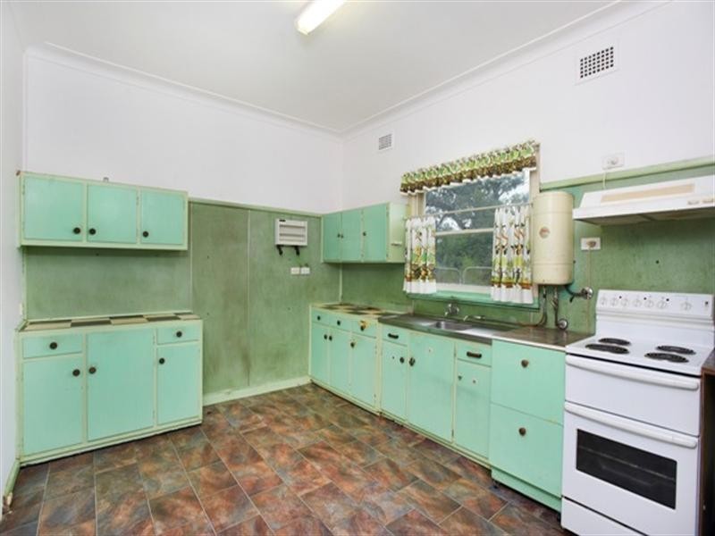 2 Moir Street, Smithfield NSW 2164