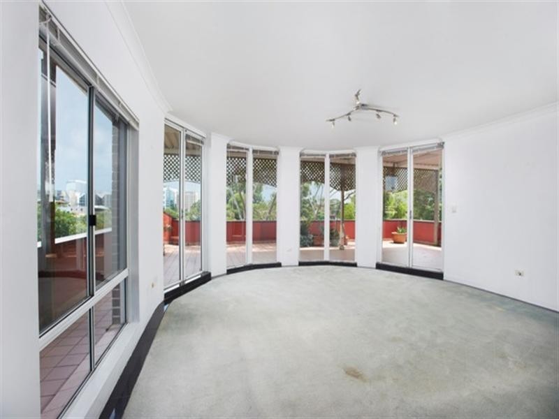 10/4-6 Queens Avenue, Parramatta NSW 2150