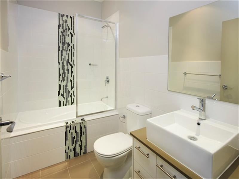 8/17-23 Dressler Court, Holroyd NSW 2142