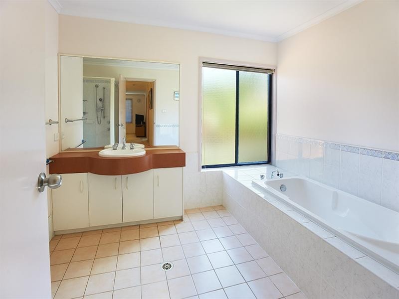 42 Thane Street, Wentworthville NSW 2145