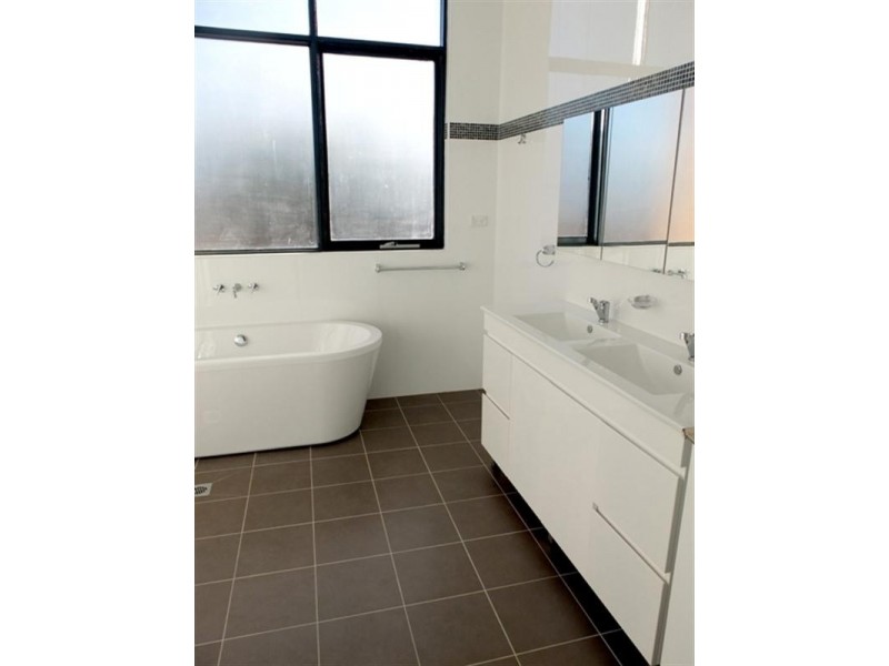 10 Caithness Crescent, Winston Hills NSW 2153