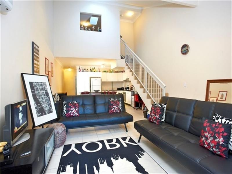 19/35 Penelope Lucas Lane, Rosehill NSW 2142