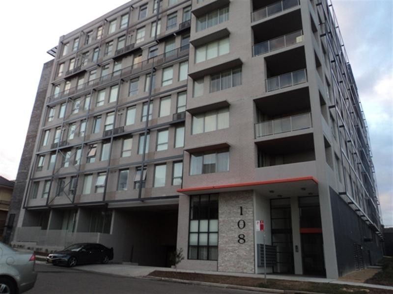 5A/108 James Ruse Drive, Rosehill NSW 2142