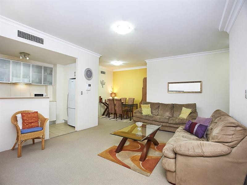 1/142 Bridge Road, Westmead NSW 2145