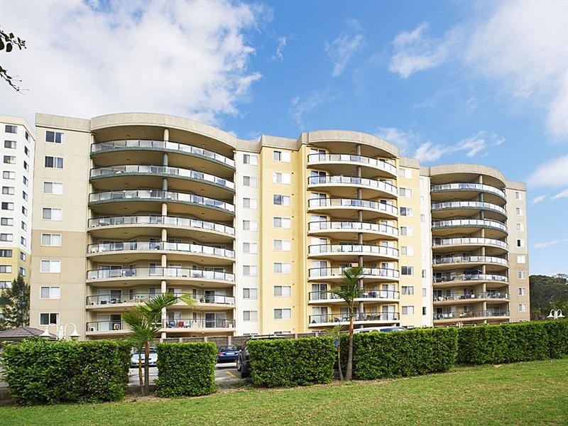 608/91A Bridge Road, Westmead NSW 2145