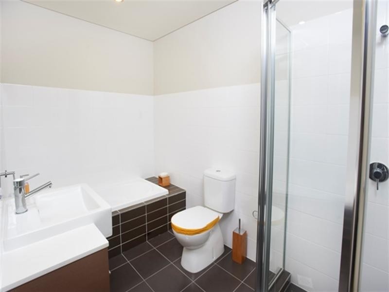 22/3-9 Warby Street, Campbelltown NSW 2560