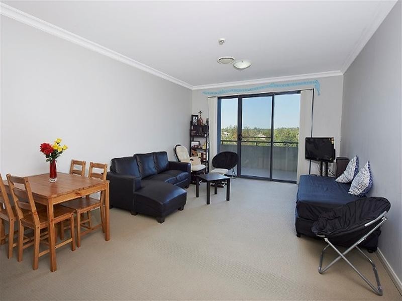 42/32-34 Mons Road, Westmead NSW 2145