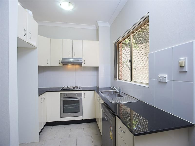 D13/88-98 Marsden Street, Parramatta NSW 2150