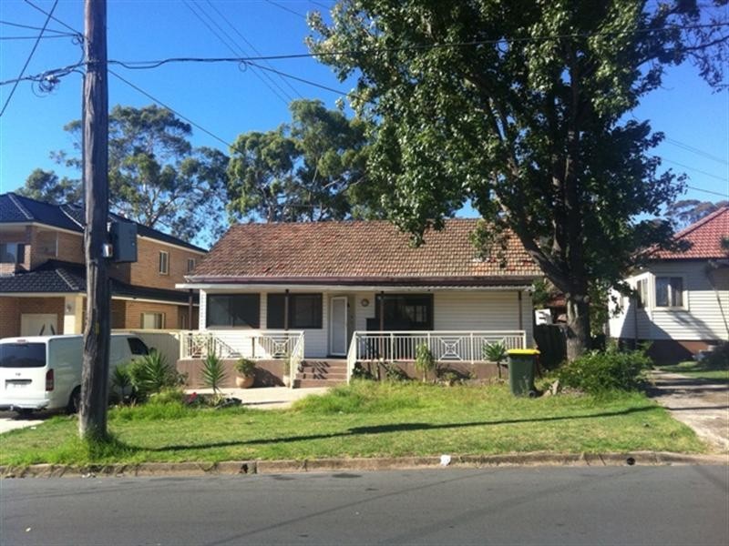 5 Verlie Street, South Wentworthville NSW 2145