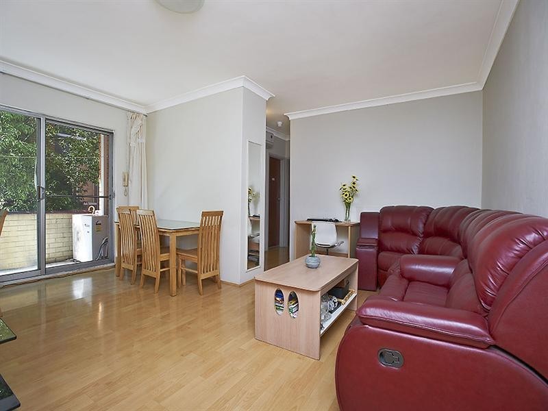 3/12 Wigram Street, Harris Park NSW 2150