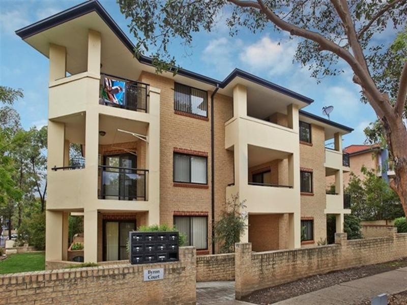 8/16-18 Newman Street, Merrylands NSW 2160