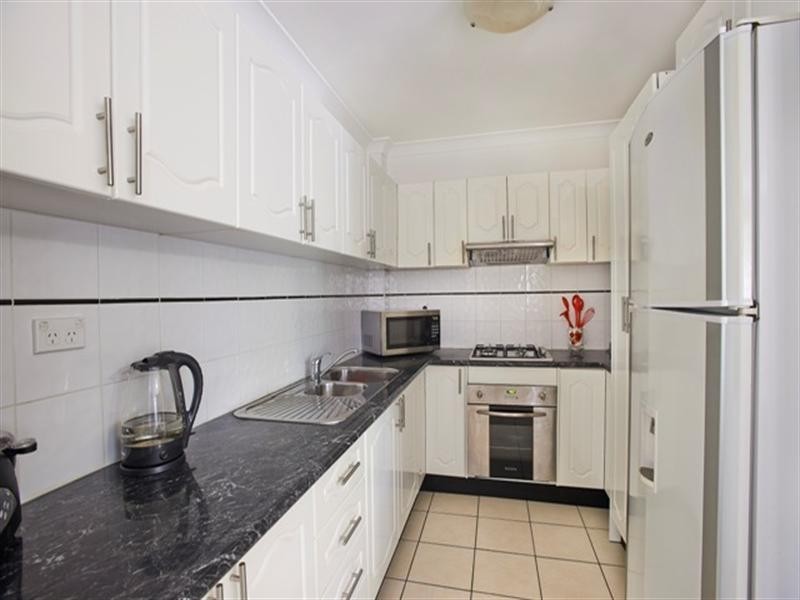 8/16-18 Newman Street, Merrylands NSW 2160