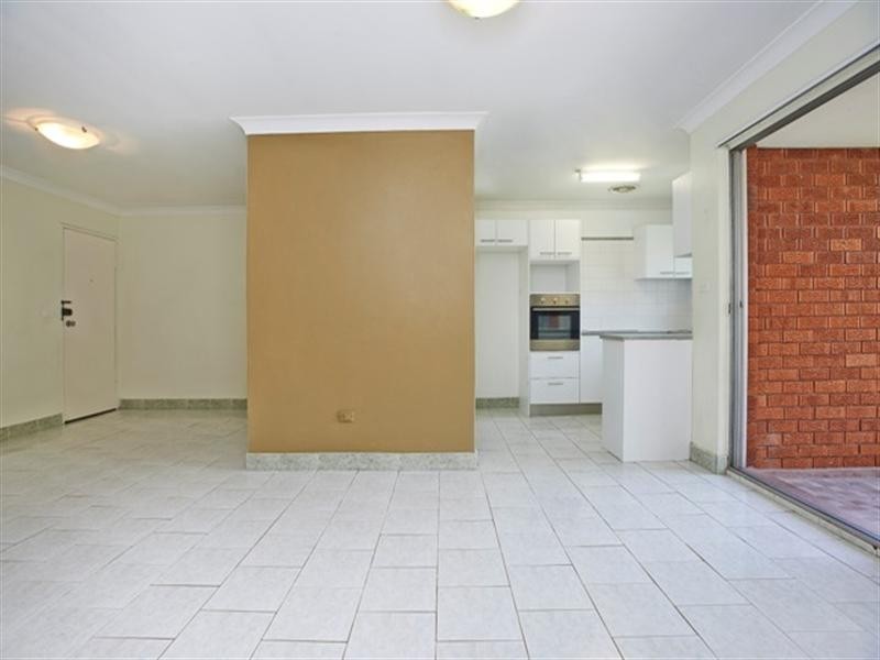 4/33-35 Crown Street, Granville NSW 2142